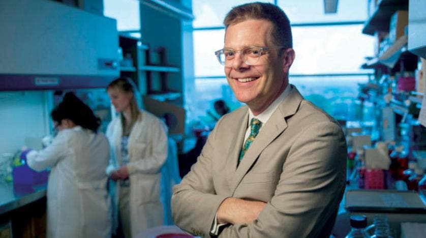 بشرى من خبير لقاحات أميركي: أوميكرون بداية النهاية للوباء