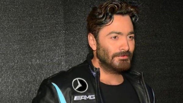 تامر حسني يثير الجدل بلوك جديد.. “بقيت شبه وائل كفوري”