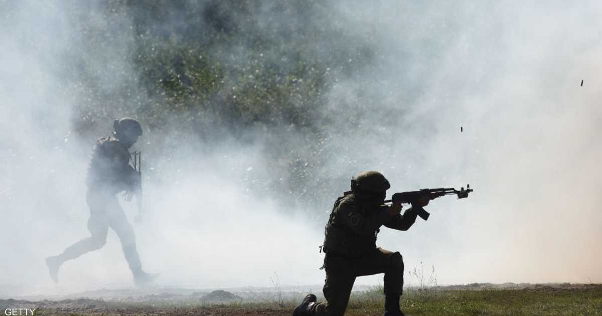 على خط النار.. سقوط أول جندي أوكراني ينذر بـ”الغزو الروسي”