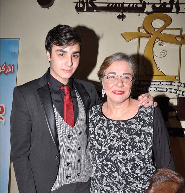 معجزة منحت مها أبو عوف ابنها.. وطبيبها بكى بسبب ما حدث