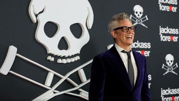 “أحمق للأبد” يتصدر إيرادات السينما الأمريكية و”سقوط القمر” يهوي