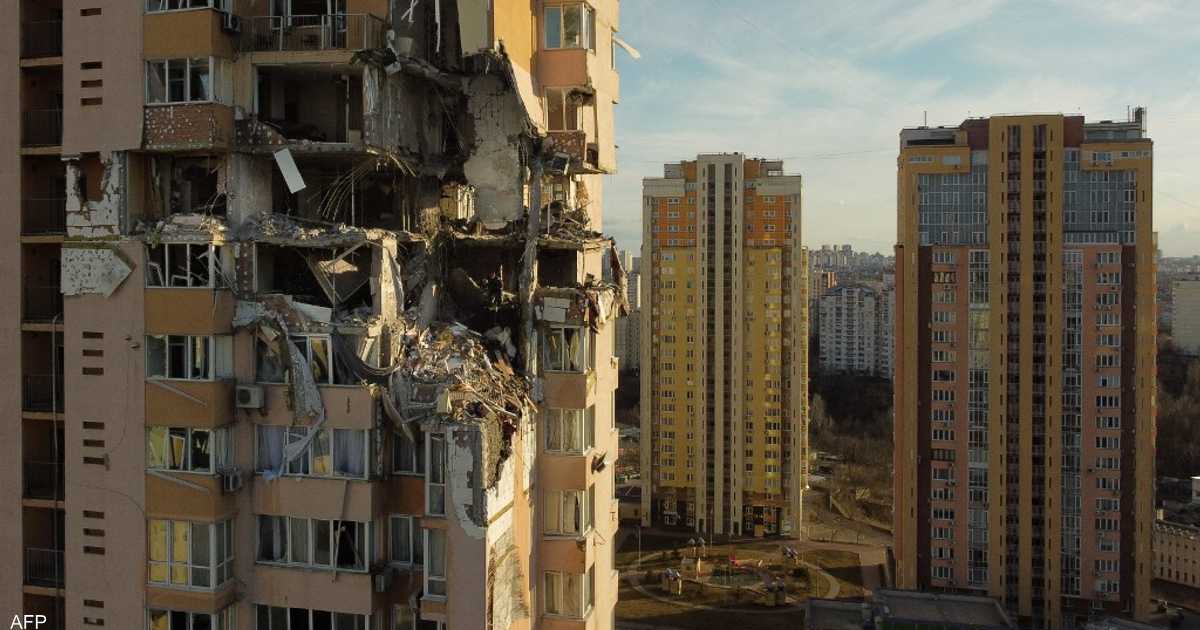 بايدن يبحث مع حلفاء واشنطن “تنسيق الرد” على روسيا