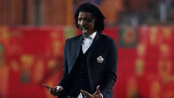 قبل مواجهتي الجزائر الحاسمتين.. الكاميرون يعين سونغ مدرباً