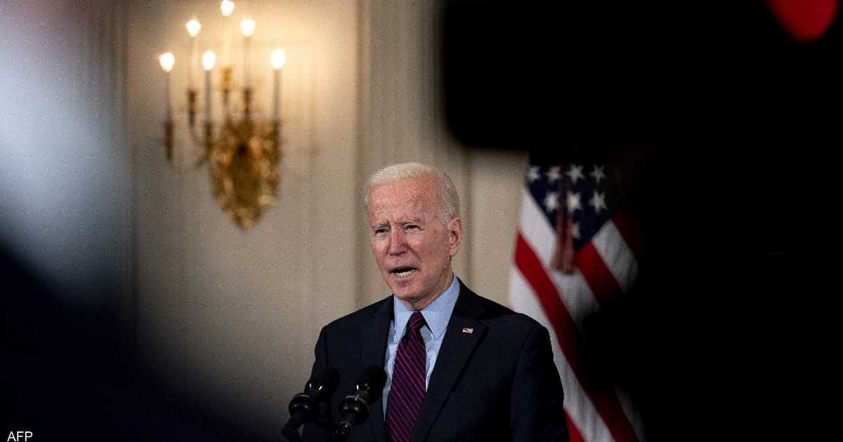 كيف أثرت الحرب في أوكرانيا على بايدن وحزبه؟