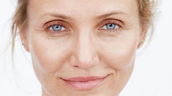 نجمة مشهورة جداً تصدم جمهورها: لا أغسل وجهي مطلقاً