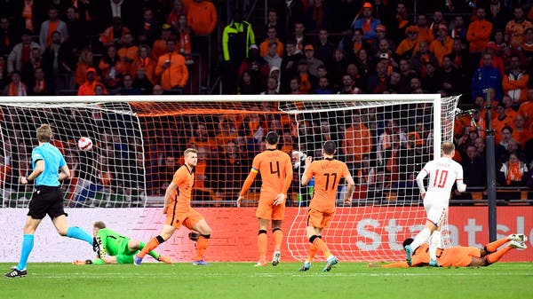 هولندا تهزم الدنمارك.. وإريكسن يسجل بعد 287 يوماً