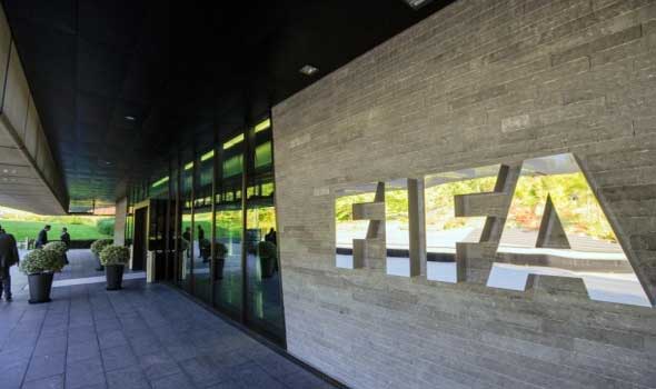 “الفيفا” يخطط لتقليل عدد فترات التوقف الدولي