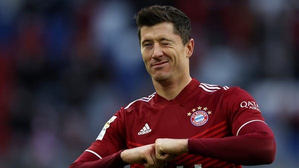 ليفاندوفسكي عن مستقبله: شيء ما سيحدث قريبا