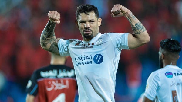 الشباب يعبر الرائد بثنائية جونيور