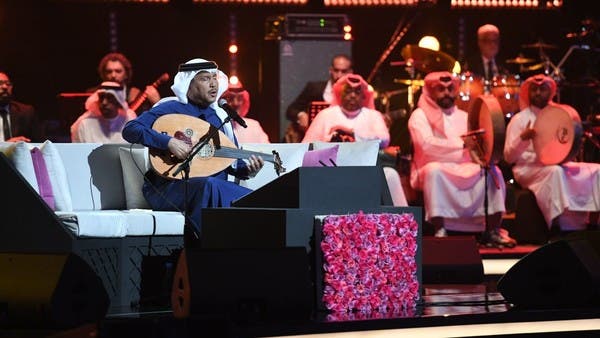 بعد انتقاده واعتذاره.. محمد عبده يترحم على طلال مداح