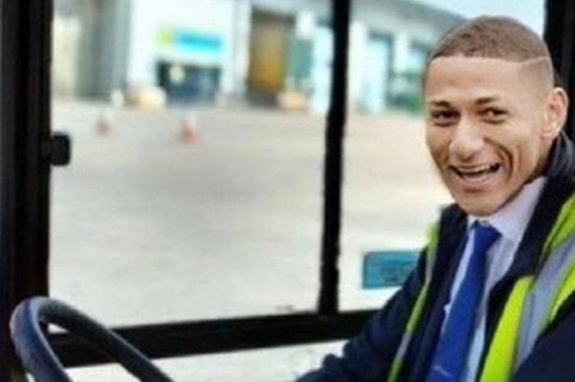 حيلة جماهير إيفرتون لمنع مشجعي ليفربول من حضور نهائي الأبطال