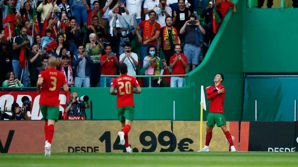 رونالدو يقود البرتغال لهزيمة سويسرا.. وتعثر إسبانيا