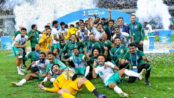 وزير الرياضة يكافئ لاعبي ومدرب الأولمبي السعودي بمليون ريال