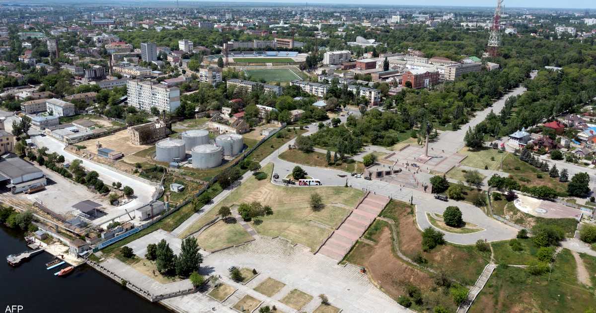 أوكرانيا تطلب من سكان خيرسون “المغادرة بشكل عاجل”