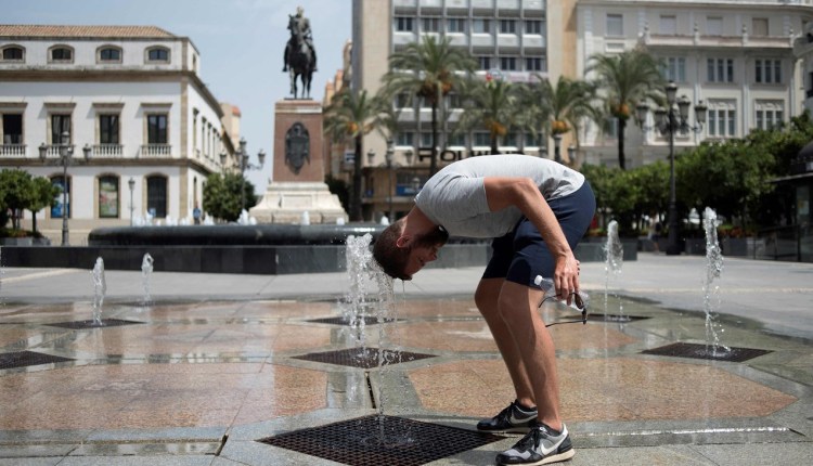 رئيس الوزراء الإسباني: أكثر من 500 وفاة مرتبطة بموجة الحر