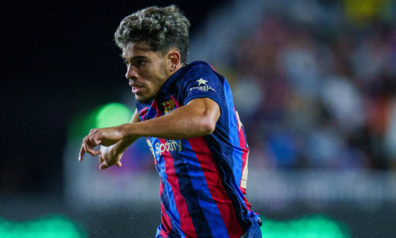 برشلونة يعير الزلزولي إلى فريق أوساسونا بعد تجديد عقده