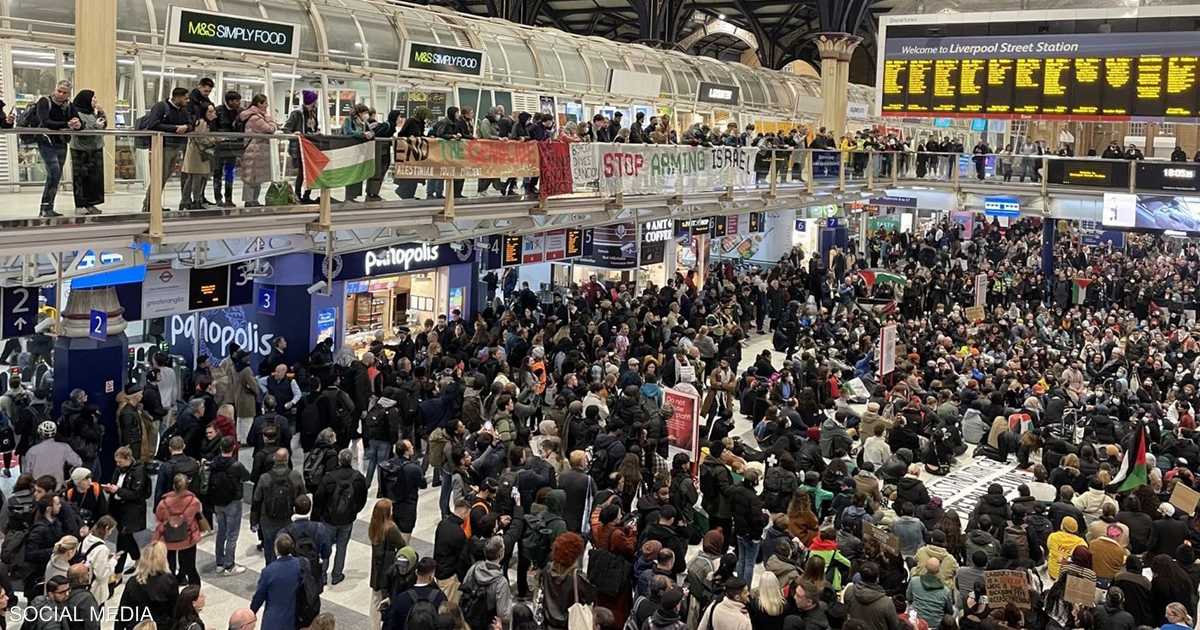 بالفيديو: تظاهرة حاشدة مؤيدة للفلسطينيين في لندن