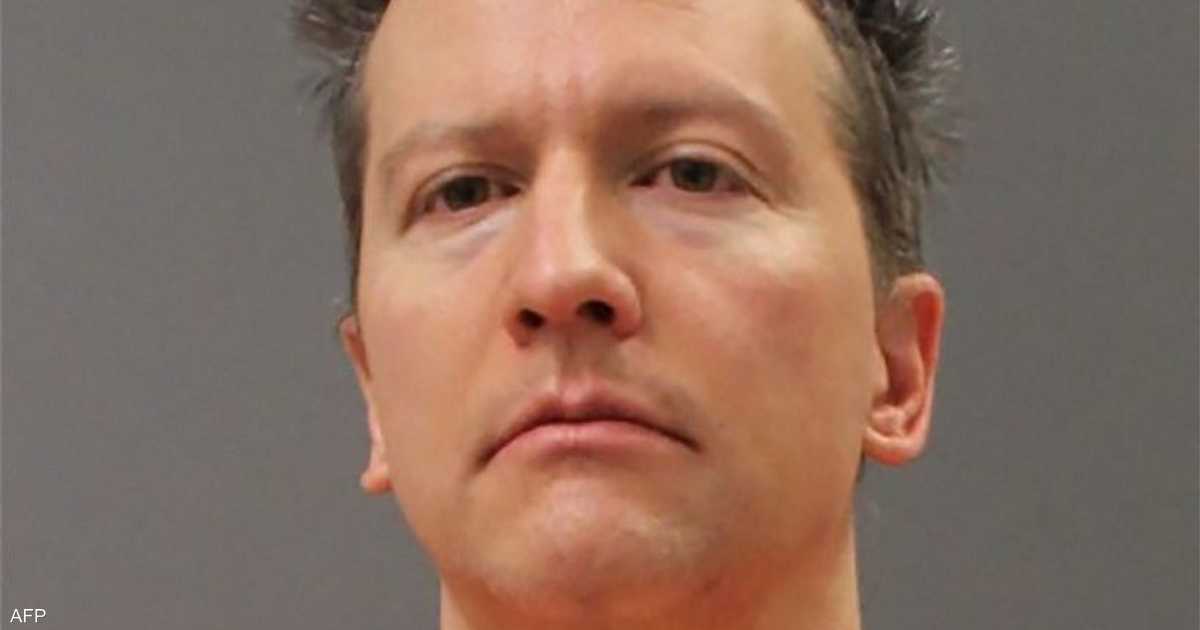 الشرطي المدان بقتل جورج فلويد يتعرض للطعن في السجن