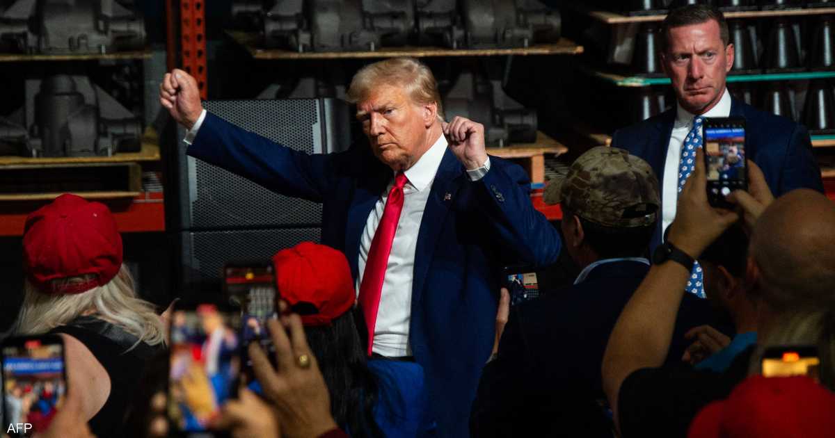 قبل عام من الانتخابات.. استطلاع يظهر غلبة لترامب على بايدن